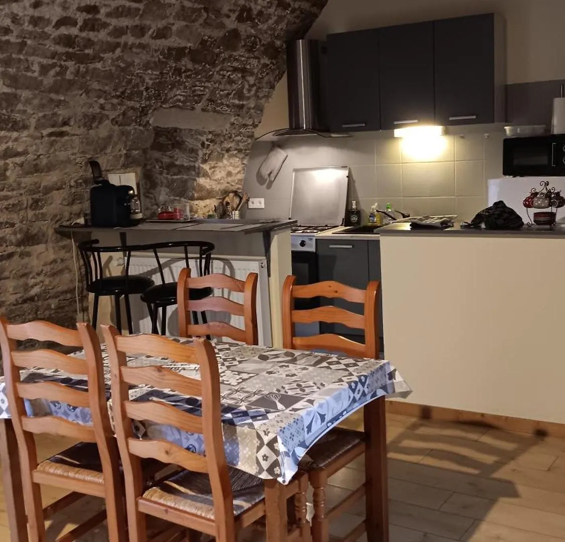 Feriehus Le Gite Voute Confort Et Repos Saint-Beauzely Frankrig