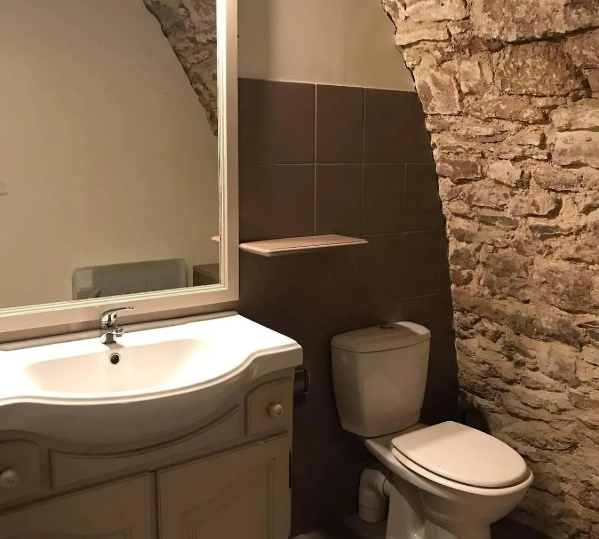 Le Gite Voute Confort Et Repos Saint-Beauzely